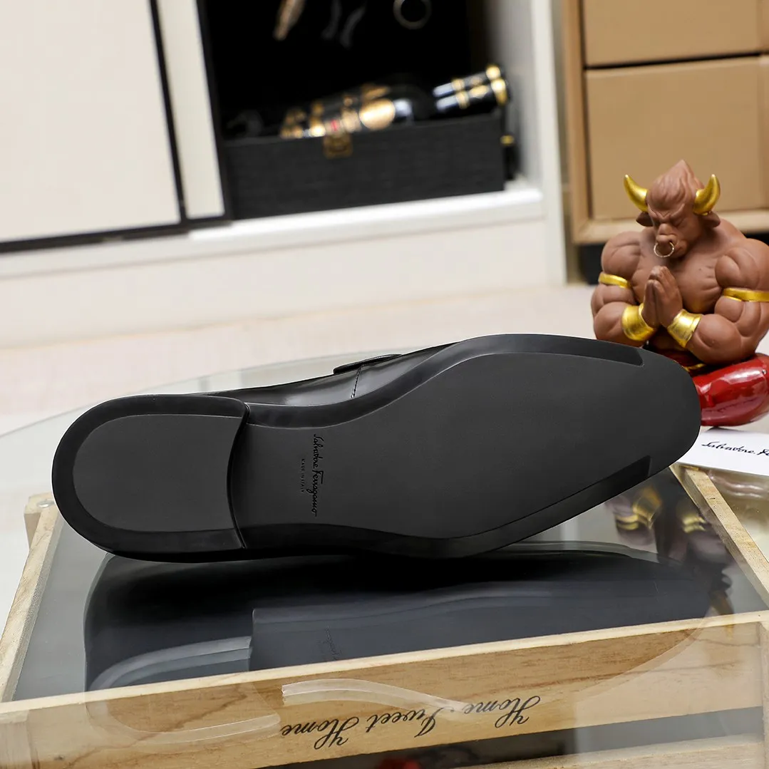 Men's shoes 💰600 🕷🕷🐂【Ferragamo】 Popular fashionable casual shoes🇨🇳Official website counter 1:1 production, original mold opening💯Good quality can be seen, imported high-end first-layer pebbled calfskin, water-dyed🐂leather lining🌿very clear texture, high-quality waterproof, non-slip and wear-resistant outsole🎋high quality and low price, truly handmade🍓, 2 colors available! Code number 38-44 (45. To be customized)